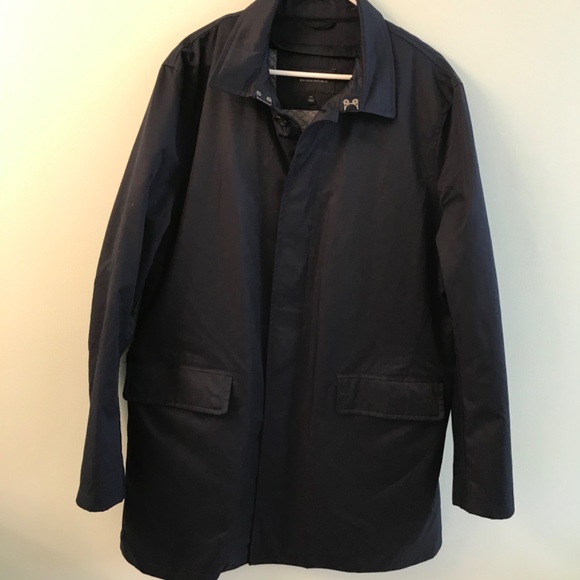 Banana Republic trench w/ removable lining - Picture 7 of 8